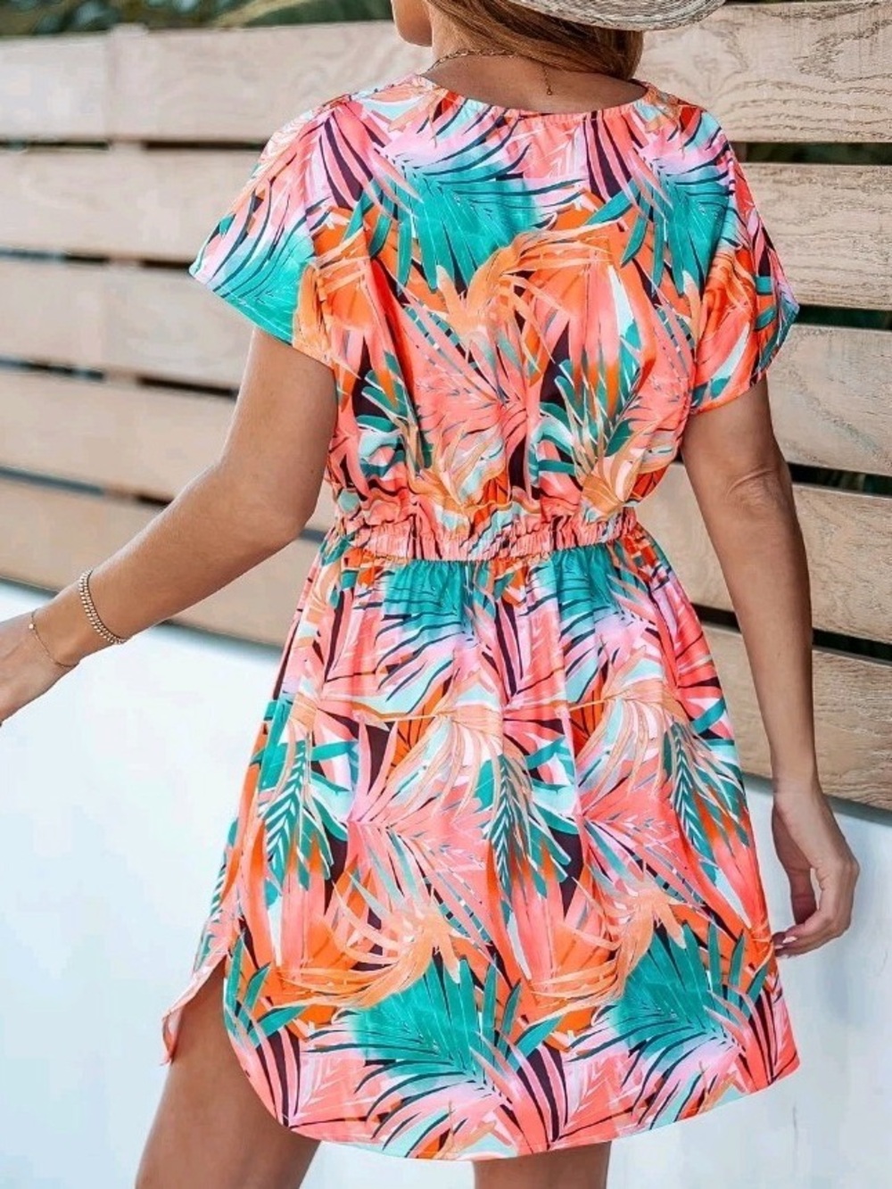 NWOT Cupshe Pink Teal Tropical Print Cover-Up Size Large - Picture 2 of 8